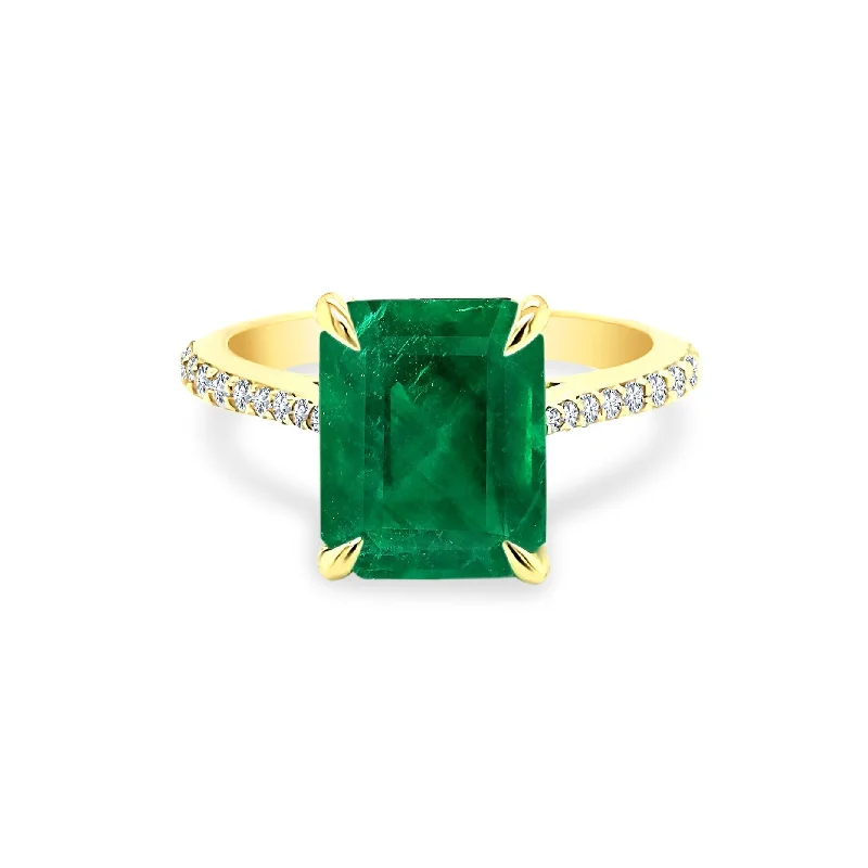 Women's rings ornate-glint-Emerald Gemstone with Diamond Band