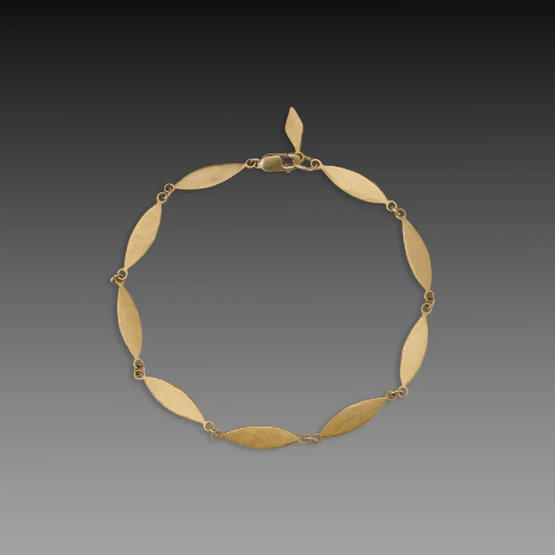 minimalist bracelets for women -Gold Leaves Link Bracelet