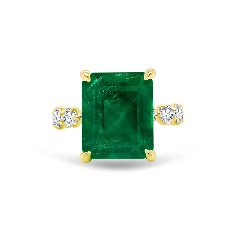 Women's rings contoured-chic-Emerald Cut Gemstone Solitaire On Eagle Prong Diamond Band