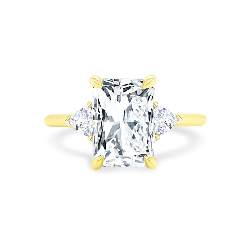 Women's rings vivid-peridot-Radiant Cut with Trillion Cut Side Stones