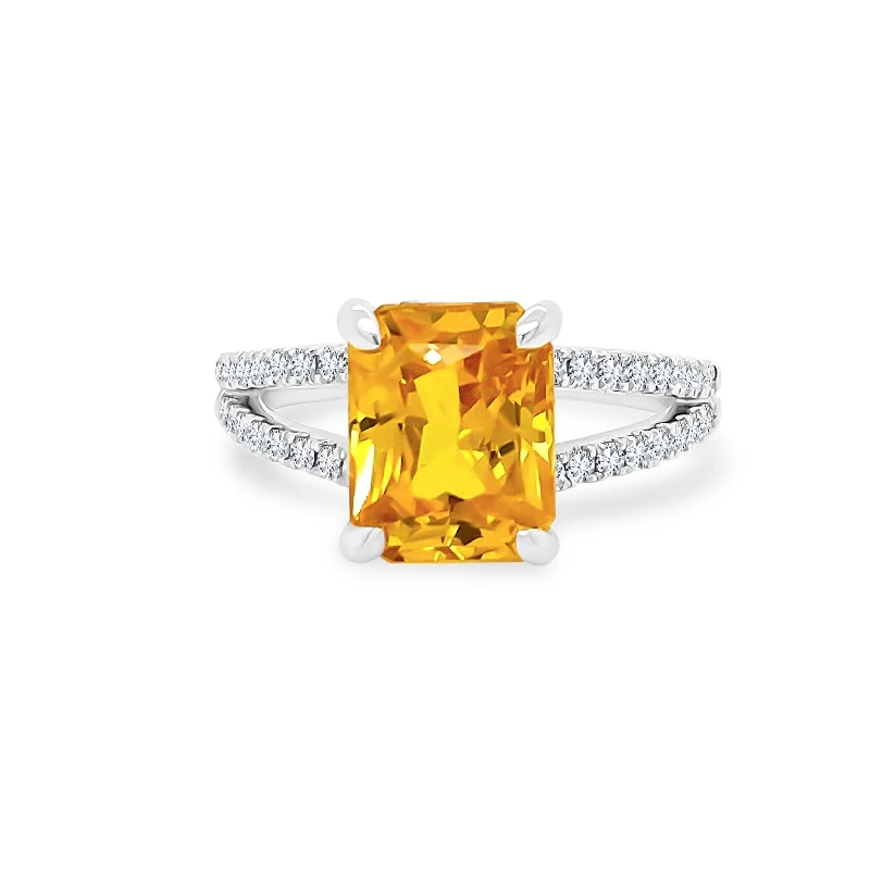 Women's rings soft-sparkle-Orange Sapphire with Diamond Split Shank