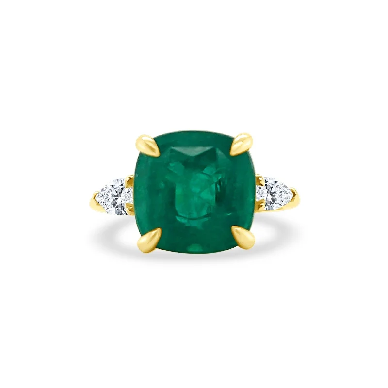 Women's rings apricot-charm-Cushion Cut Emerald with Pear Cut Diamond Side Stones