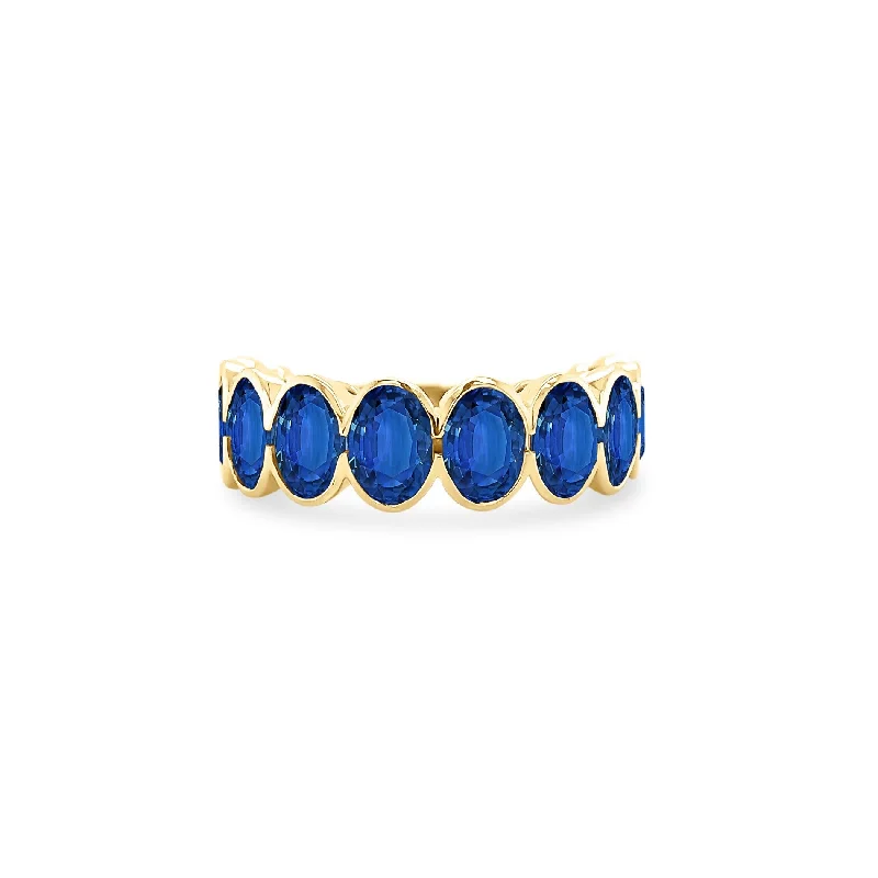 Women's rings glowing-detail-Sapphire Oval Bezel Band